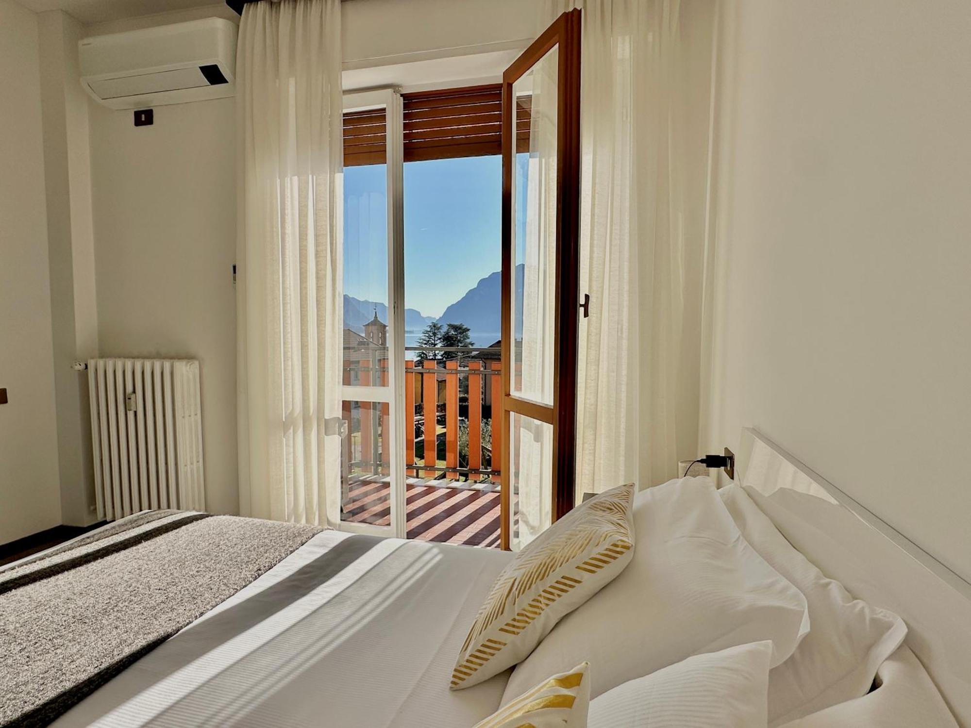 Lake View Apartment - Parking Included Oliveto Lario Exterior foto